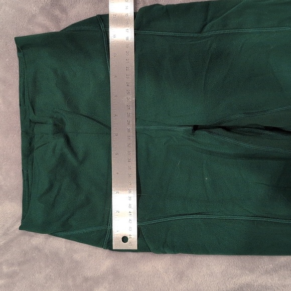 EUC Lululemon Align Leggings With Pockets, 25" Inseam - Picture 2 of 2